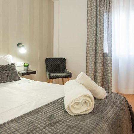 El Sueno De Carmelitas Con Parking Incluido - Apartamentos Aloha Toledo Exteriér fotografie